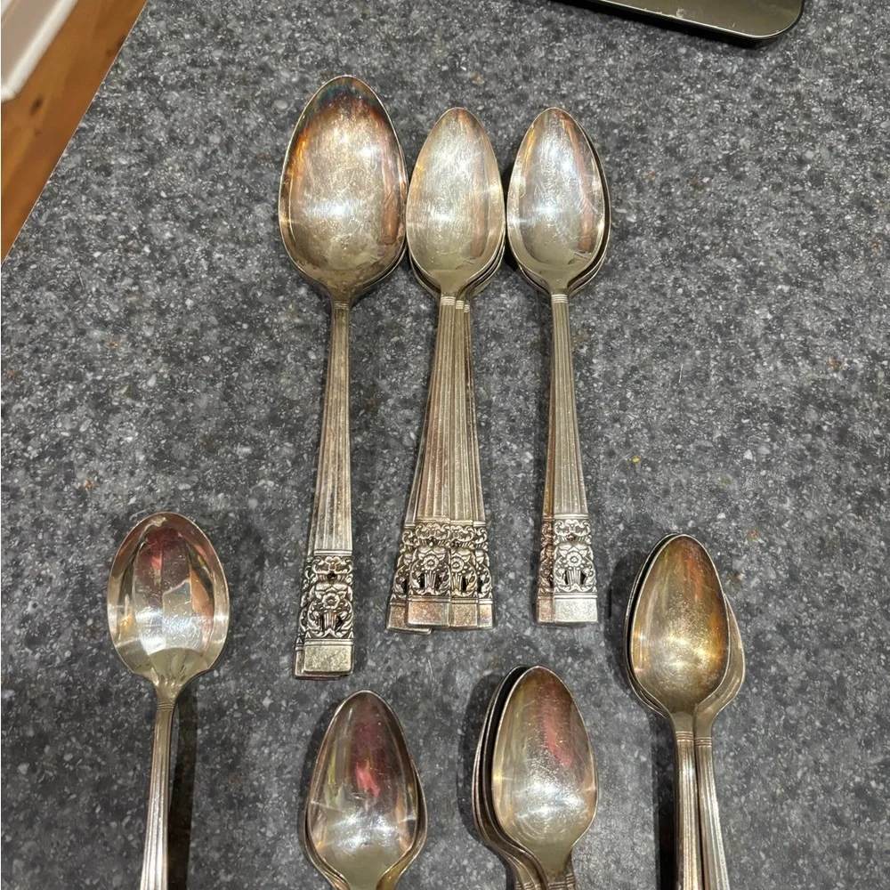 Oneida Community CORONATION Silver Plate 1936 Spoon Set